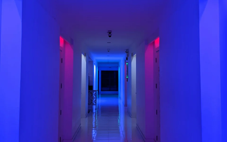 Smart lighting control