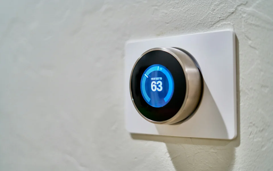 Smart thermostat